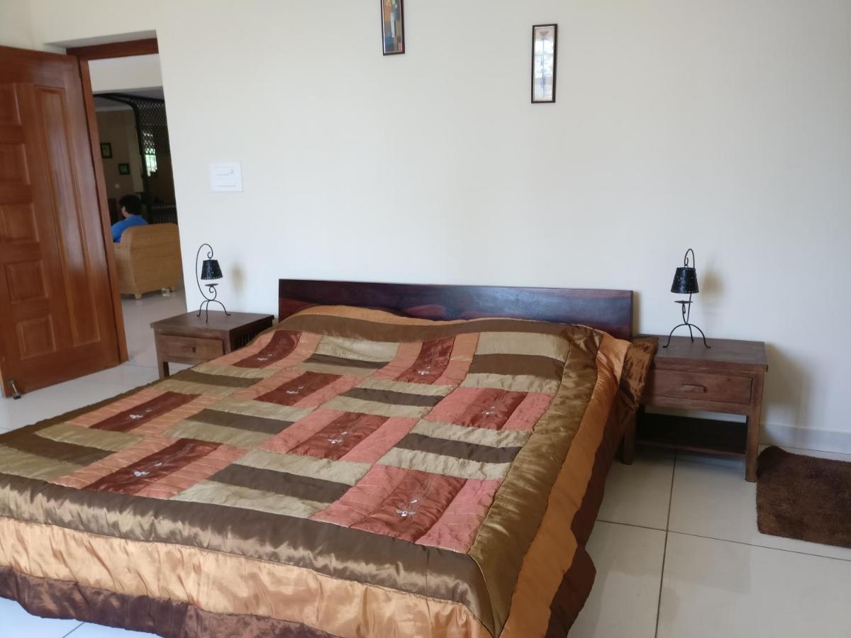 Robin Woods Homestay ساكليشبور المظهر الخارجي الصورة